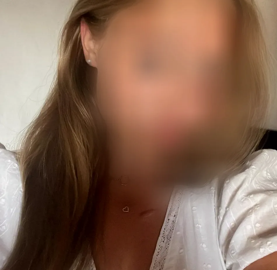 Alina, 19