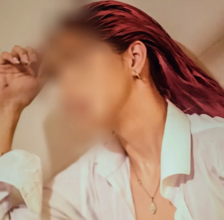 Nasra, 22